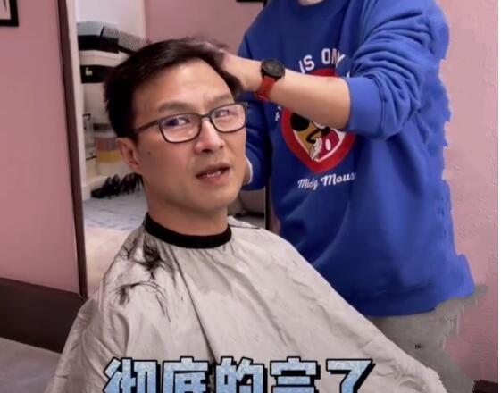 最近大瓜事件,揭秘明星隐私风波背后的真相-第3张图片-成人抖抈app