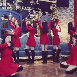 成人拜新年舞蹈完整视频,成人拜新年舞蹈精彩瞬间回顾-第1张图片-成人抖抈app