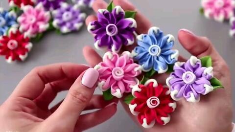 网纱成人花朵制作视频,打造浪漫成人服饰点缀-第3张图片-成人抖抈app