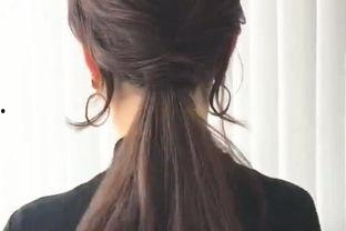 新年编发成人披发视频,成人披发教程,轻松打造优雅造型-第2张图片-成人抖抈app 新年编发成人披发视频,成人披发教程,轻松打造优雅造型-第2张图片-成人抖抈app