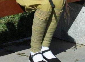 成人绑腿案例视频大全图片-第1张图片-成人抖抈app