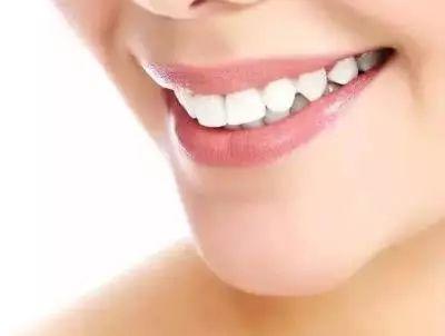 牙齿再生成人案例视频,重拾微笑的突破性案例揭秘-第3张图片-成人抖抈app