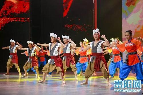 成人苗族独舞视频大全集,探寻民族文化的独特魅力-第3张图片-成人抖抈app